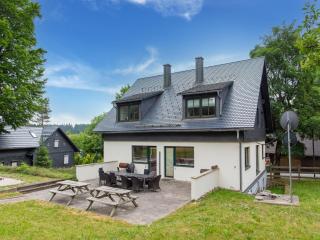 Holiday home with garden and terrace, cleaning included - Eisfeld - 9