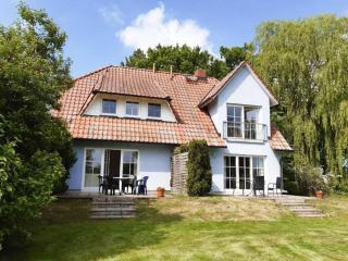 Apartment in Lonvitz near Rasender Roland, cleaning included - Putbus - 9