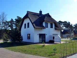 Thatched House Usedom near Baltic Beaches, cleaning included - Zirchow - 7