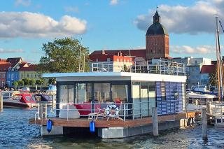 Houseboat in Ribnitz near Baltic Sea, cleaning included - Ribnitz-Damgarten - 0