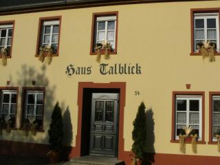 Apartment in Morbach near Ski Lift, cleaning included - Riedenburg - 2