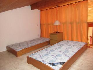 Maison mitoyenne à 300m de la plage avec jardin et parking, 4 pers - FR-1-521-164 - 1