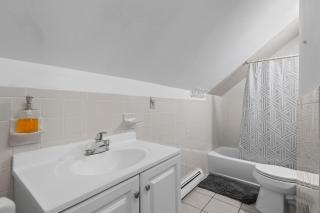 17-19Cozy&Spacious 6BR home in Malden with window AC and free parking - Malden - 3