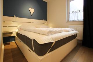 Apartment in Dorf near Robbarium Park, cleaning included - St. Peter-Ording - 3