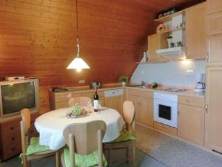 Cozy Apartment with Private Garden in Nisterau, cleaning included - - 3