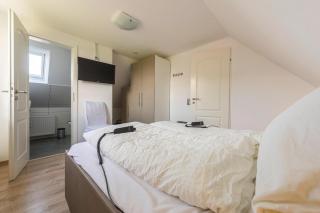Holiday Home by North Sea Dike & Wadden Sea, cleaning included - Friedrichskoog-Spitze - 1