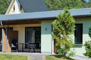 Bungalow by Lake Groß Labenz with Water Sports, cleaning included - Klein Labenz - 7