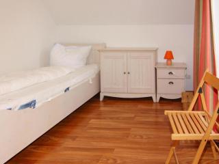 Semi-detached House near Rügen Sandy Beach, cleaning included - Glowe - 1