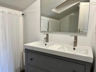 Appartement T3 neuf à Urrugne, proche frontière, commerces et plage, stationnement gratuit. - FR-1-239-931 - 2