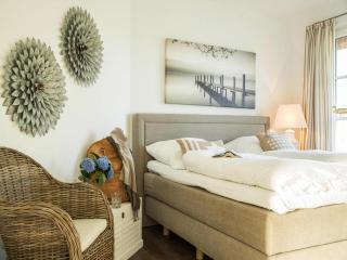 Thatched House by Bodden Lagoon with Sauna, cleaning included - Fuhlendorf - 3