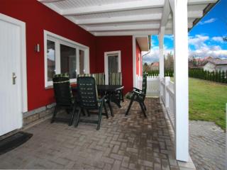 Bungalow by Lake Senftenberg with Terrace, cleaning included - Senftenberg - 3