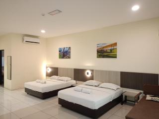 Wings Hotel - Semporna - 8