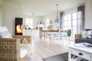 Chalet by Lagoon with Sauna and Baltic Beach, cleaning included - Fuhlendorf - 5
