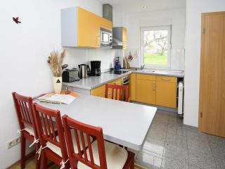 Holiday Home on Lake Kummerow, Water Sports Haven, cleaning included - Kummerow - 5