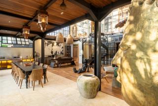 5 Bedrooms Tropical serenity Villa Seminyak - 3