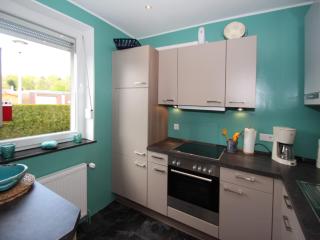 Bungalow in Berumbur near Norddeich Beach, cleaning included - Berumbur - 6