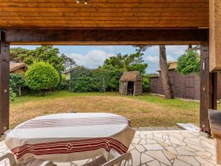 Maison à Biscarrosse: proche plage, commerces, jardin, terrasse avec BBQ, 5 pers, garage - FR-1-521-247 - Biscarrosse - 3