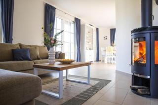 Luxury House Bodstedt Lagoon Swimming Area, cleaning included - Fuhlendorf - 3