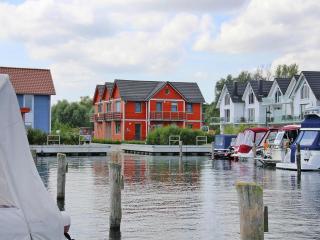 Apartment for four Person in Plau am See, cleaning included - Plau am See - 8