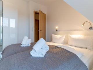 Holiday Flat in Ording by Sandy Beach, cleaning included - St. Peter-Ording - 2