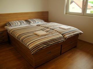 B&B By The Way - 2