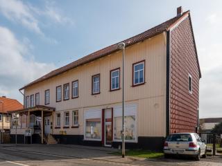 Apartment in Cattenstedt near Harz Nature, cleaning included - Blankenburg - 0