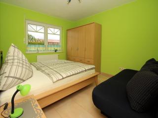 Holiday Home in Westerholt with Lake View, cleaning included - Westerholt - 1
