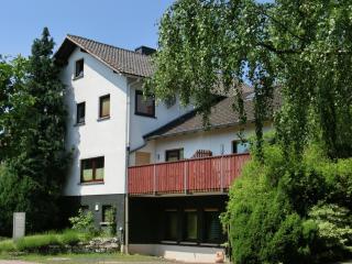 Holiday home in Hesse with garden, cleaning included - - 9