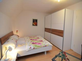 Holiday Home in Sauerland with Bowling Alley, cleaning included - Meschede - 5