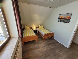 Holiday Home by North Sea Dike & Wadden Sea, cleaning included - Neßmersiel - 5