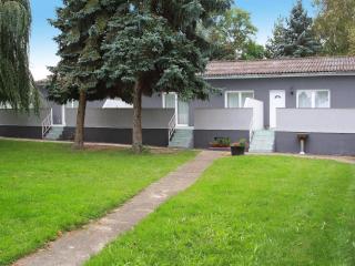 Apartment by Lake District with Natural Beach, cleaning included - Sommersdorf - 4