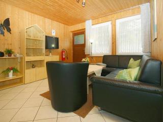 Holiday Home on Lake Grundlossee with Boat, cleaning included - Sewekow - 4