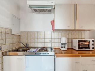 Cozy Apartment Near Trails, cleaning included -  - 7