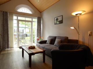 Terraced House in Strackholt with Heated Pool, cleaning included - Strackholt - 6