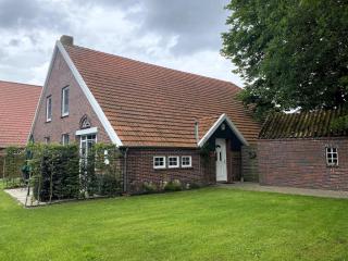 Terraced House in Strackholt with Heated Pool, cleaning included - Strackholt - 0