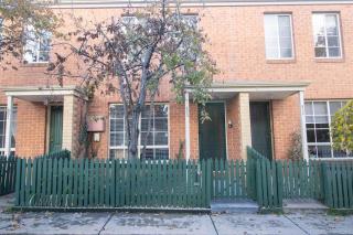 Cosmo Place - Pet Friendly with Private Yard - 6