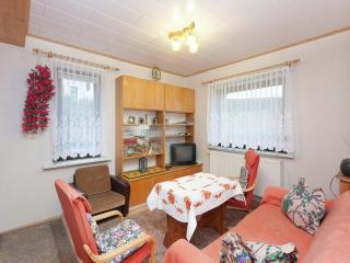 Holiday Home in Altenfeld with Terrace, cleaning included - Altenfeld - 4