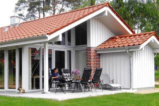 Holiday Home by Müritz with Sauna & Fireplace, cleaning included - Marienfelde - 8