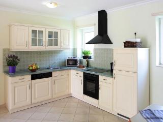 Holiday Home by Lake Kummerow with Playground, cleaning included - Verchen - 7
