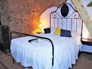 Holiday Home in Catalonia near Cala Pedrosa Beach, cleaning included - 1