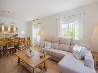 Villa in Alicante near the Beach, cleaning included - Busot - 0