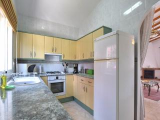 Villa in Viñuela with Private Pool & Views, cleaning included - El Cerro - 1