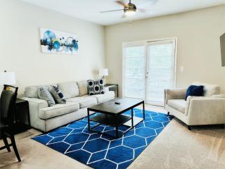 Great Location Heart of Addison in N Dallas! - Addison - 0