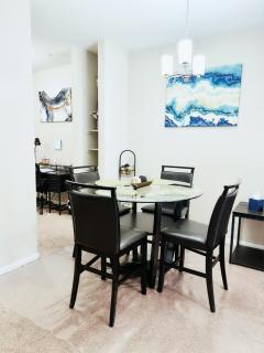 Great Location Heart of Addison in N Dallas! - Addison - 1