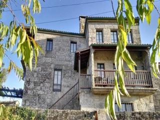 Mansion in Cerdedo with Private Pool and Garden, cleaning included - Cerdedo - 5