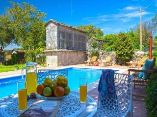 Mansion in Cerdedo with Private Pool and Garden, cleaning included - Cerdedo - 2
