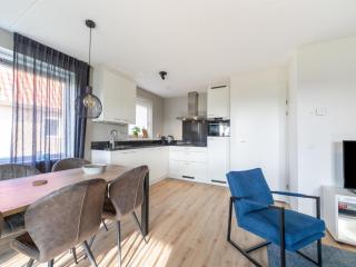 Holiday Home in Scherpenisse near Oosterschelde, cleaning included - Scherpenisse - 1