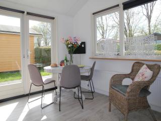 Bungalow in Warmenhuizen near Beach, cleaning included - Warmenhuizen - 8