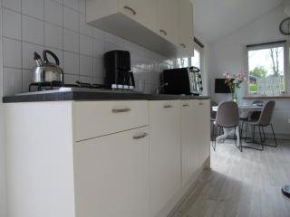 Bungalow in Warmenhuizen near Beach, cleaning included - Warmenhuizen - 7