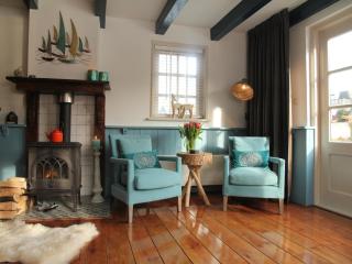 Your Frisian Canal-Side Home, cleaning included - Hindeloopen - 9